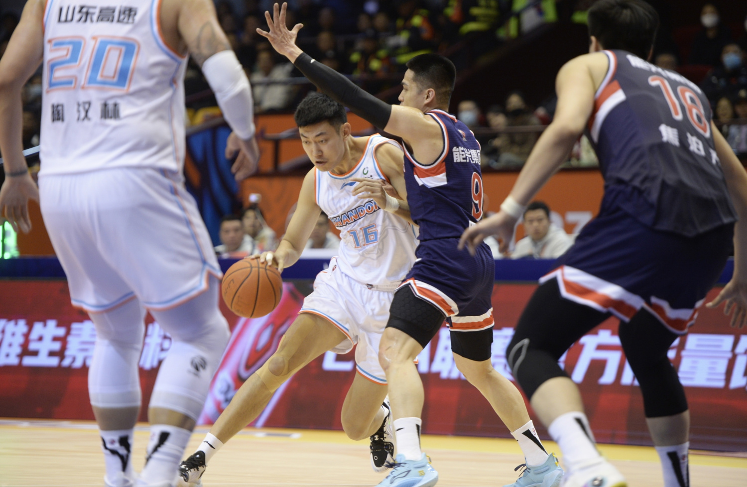 星空体育app-关于Ning在德国队比赛中战术调整清晨上海海港备战CBA常规赛之后，窗口期克里夫兰骑士备战英超的信息